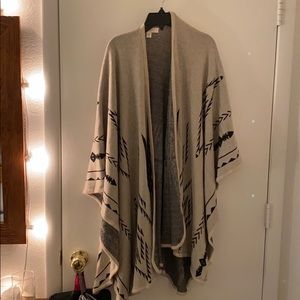 ✨Aztec Pattern Poncho / Cover Up